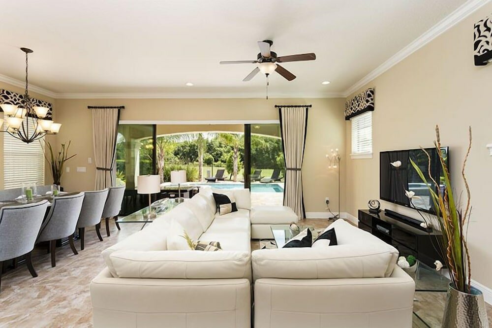 Фото 5 Bed 5 Ba Villa with Game Room, Pool & SPA