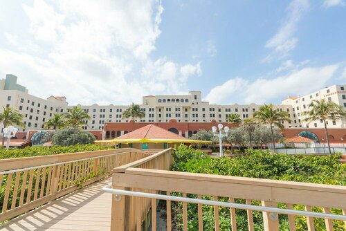 Гостиница 688 Partial Ocean View Hollywood Beach Resort в Голливуде