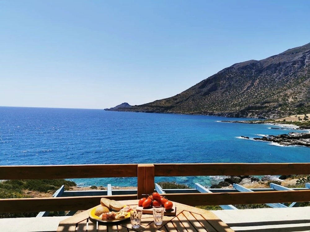 Фото Nefeli's traditional suite no. 12