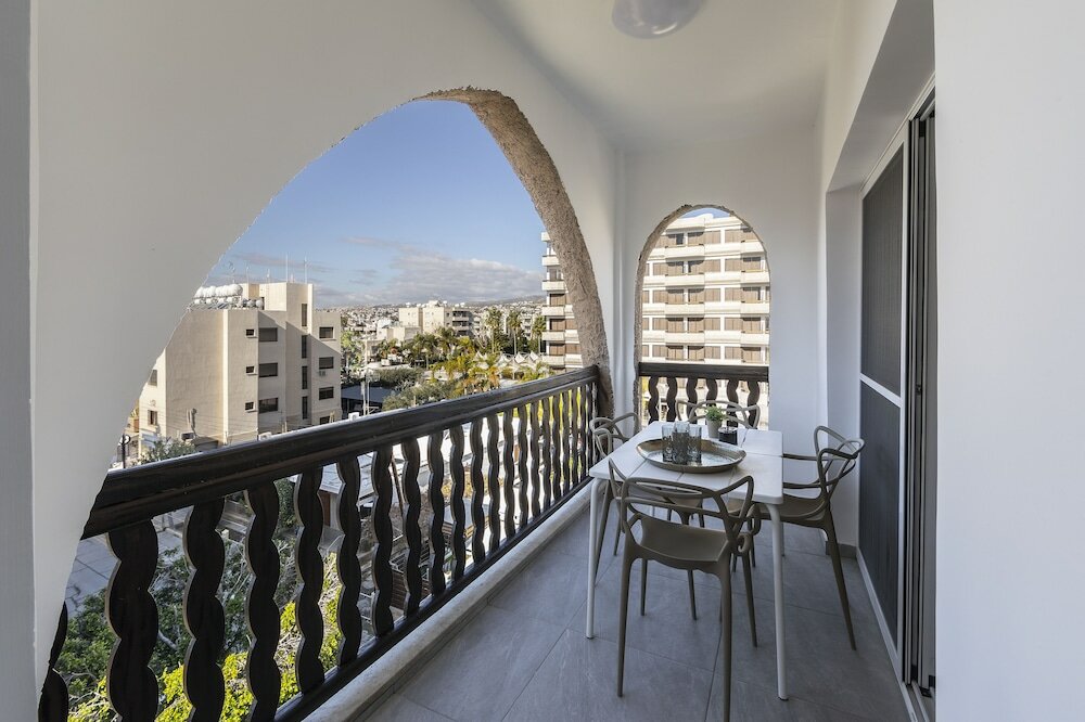 Фото Castle Holiday Apartments