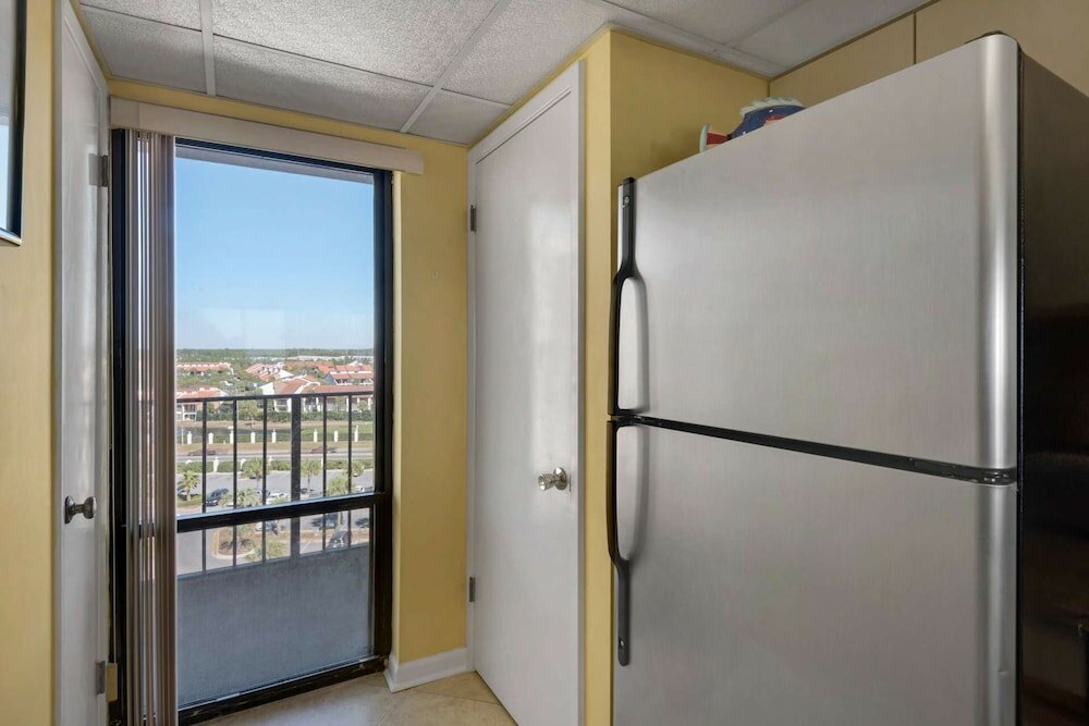 Фото Edgewater Beach Resort Tower 3- 811