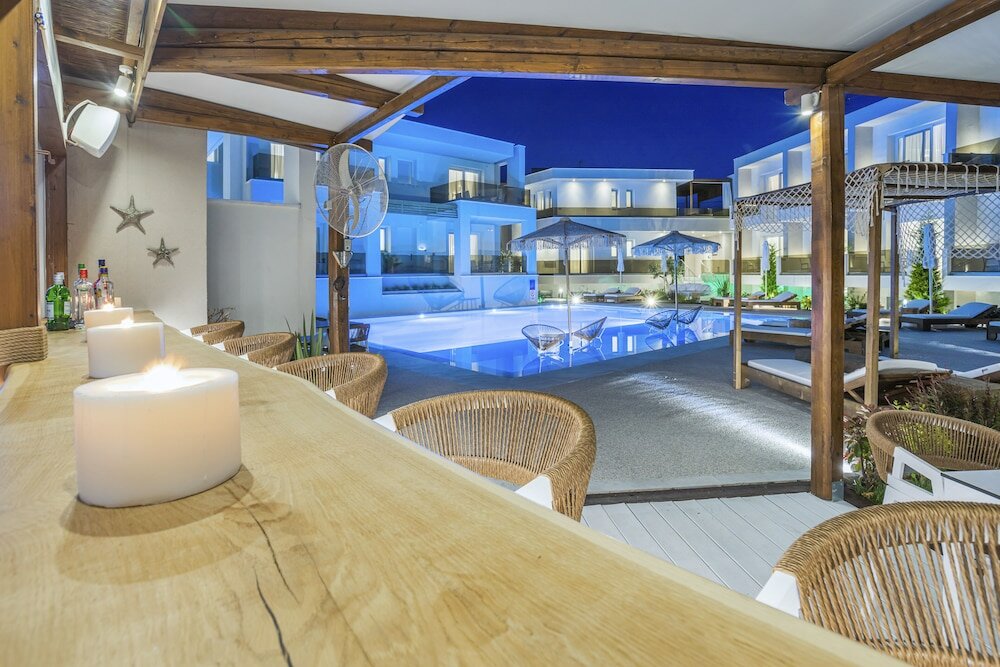 Фото Mirablue Luxury Residences