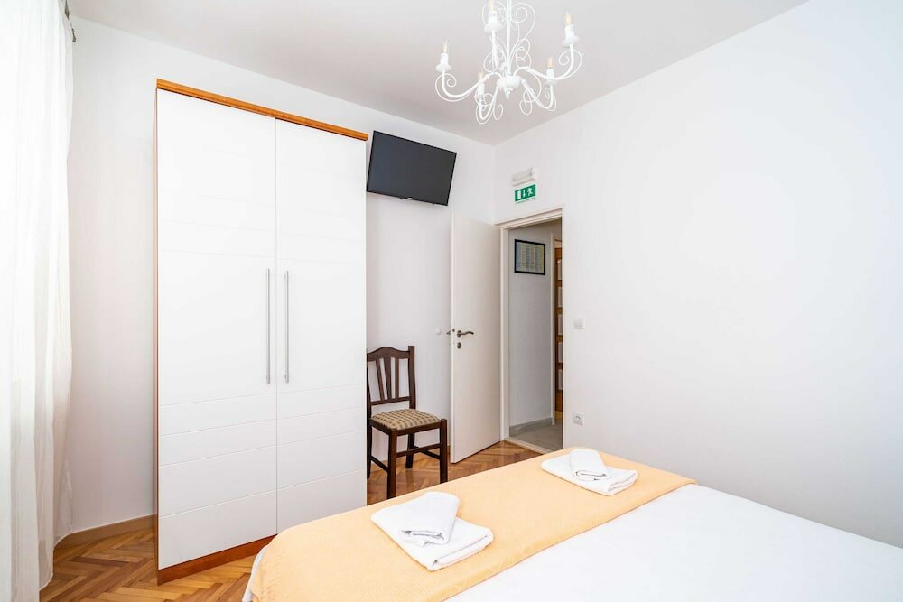 Фото Holiday Home King