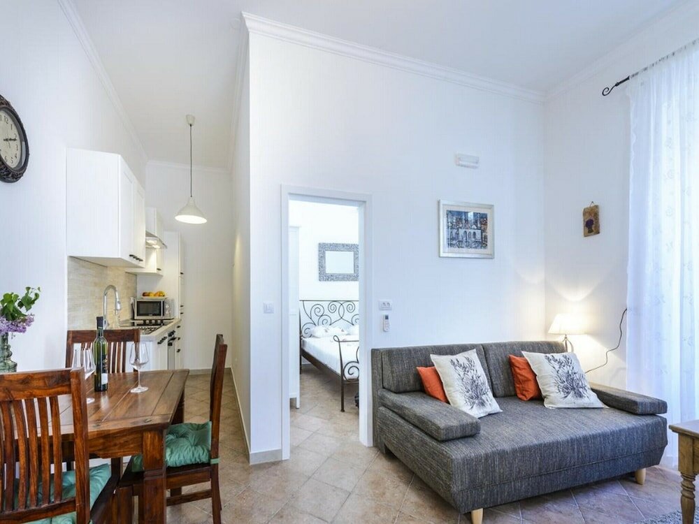 Фото Apartments Franka Old Town