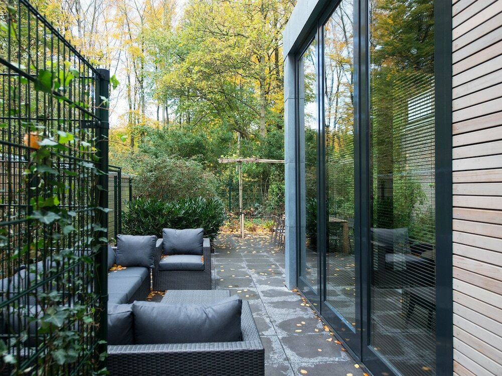 Фото BizStay Park Central Executive