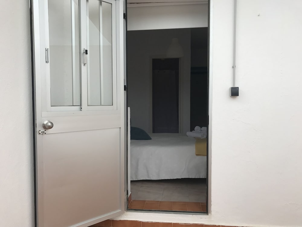 Фото Hostal Restaurante Tarín