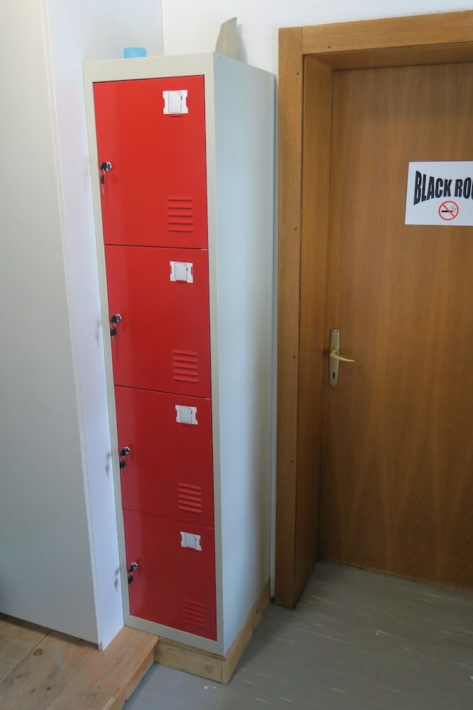 Фото SnowBunnys BackPackers Hostel