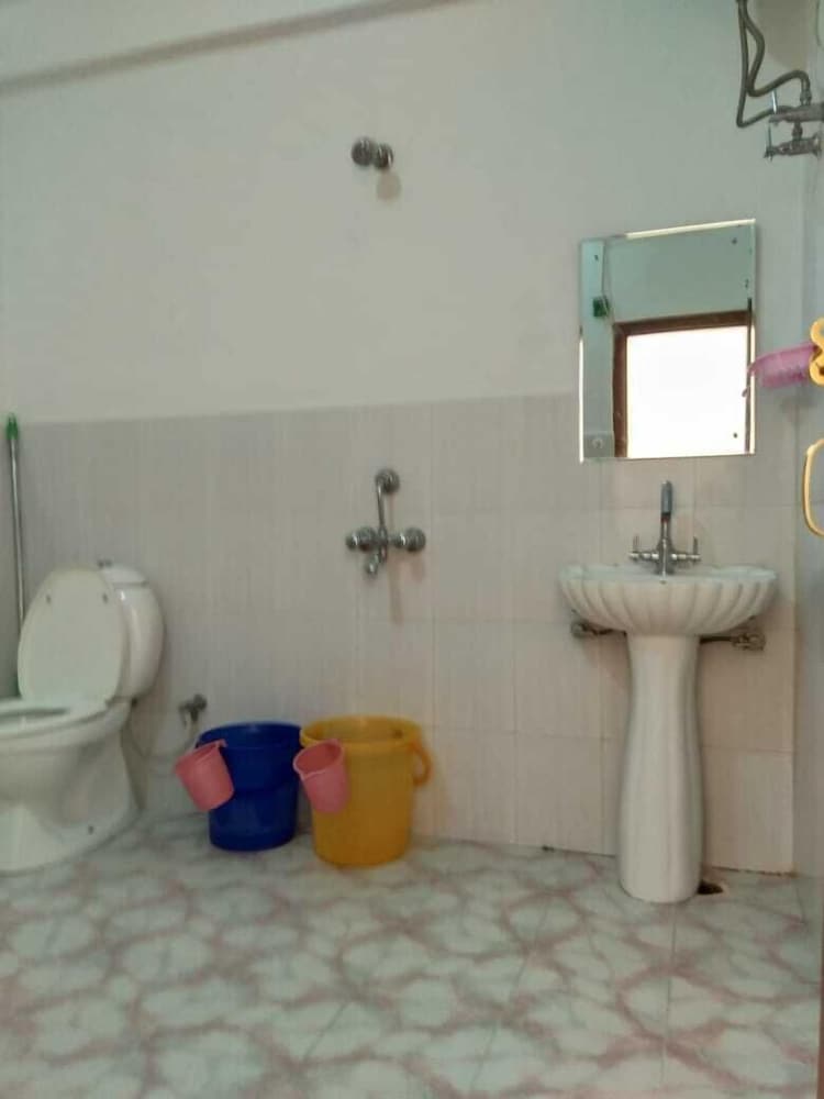 Фото StayApart - Maa Anadmayee Guest House