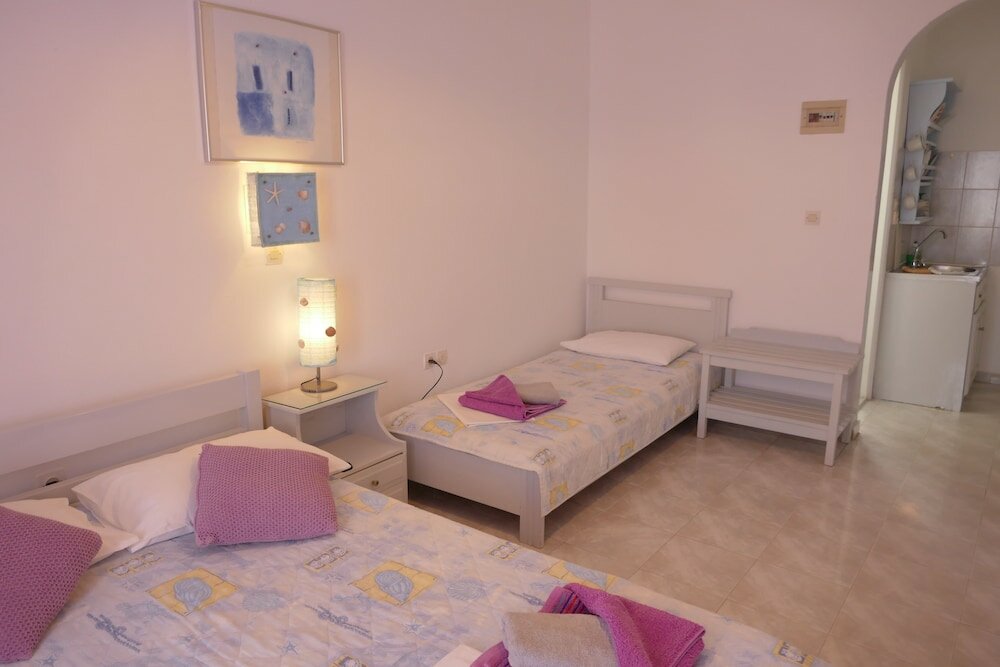 Фото Stavros Studios