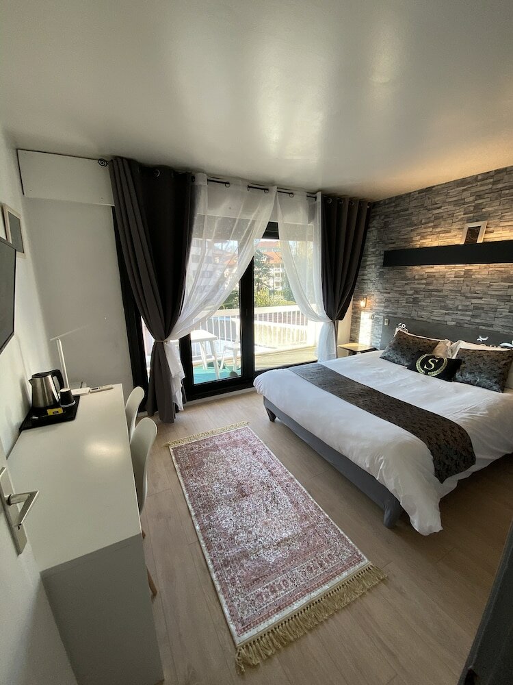 Фото Savoie Hôtel