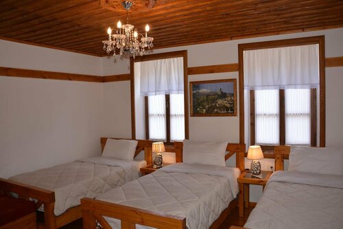 Гостиница Hotel Bebej Tradicional в Гирокастре