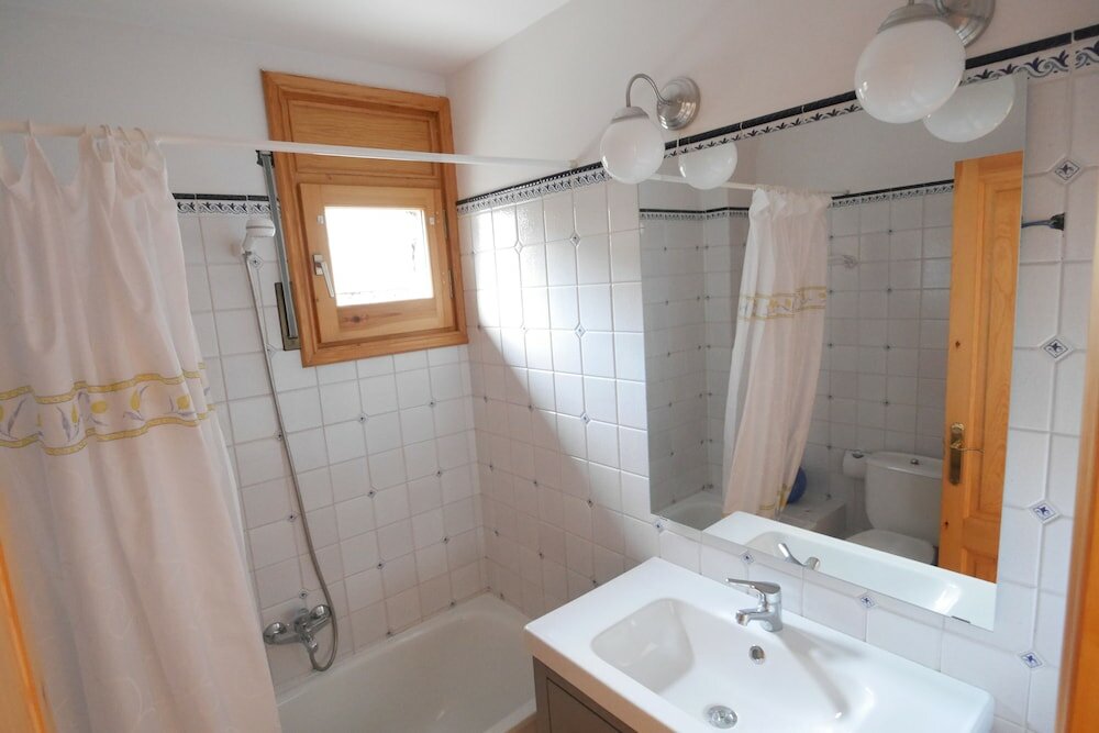 Фото Cozy Apartment in Alp