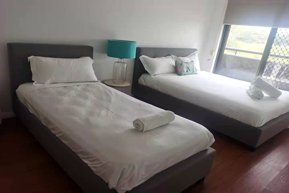 Фото Lakeside Inn Illawarra