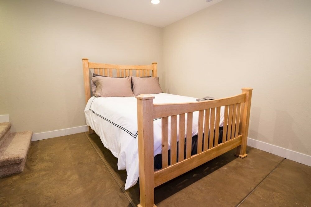 Фото The Ladley Luxury Lifestyle Walk to Mile High