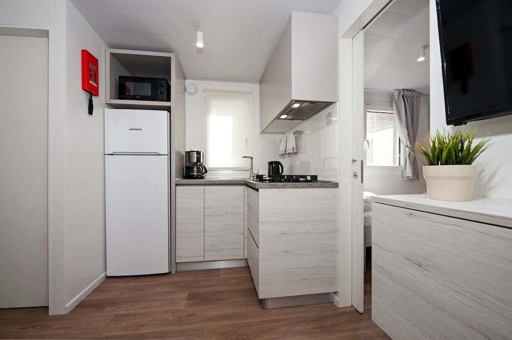 Фото Mediteran kamp Mobile Homes in Camping Puntica