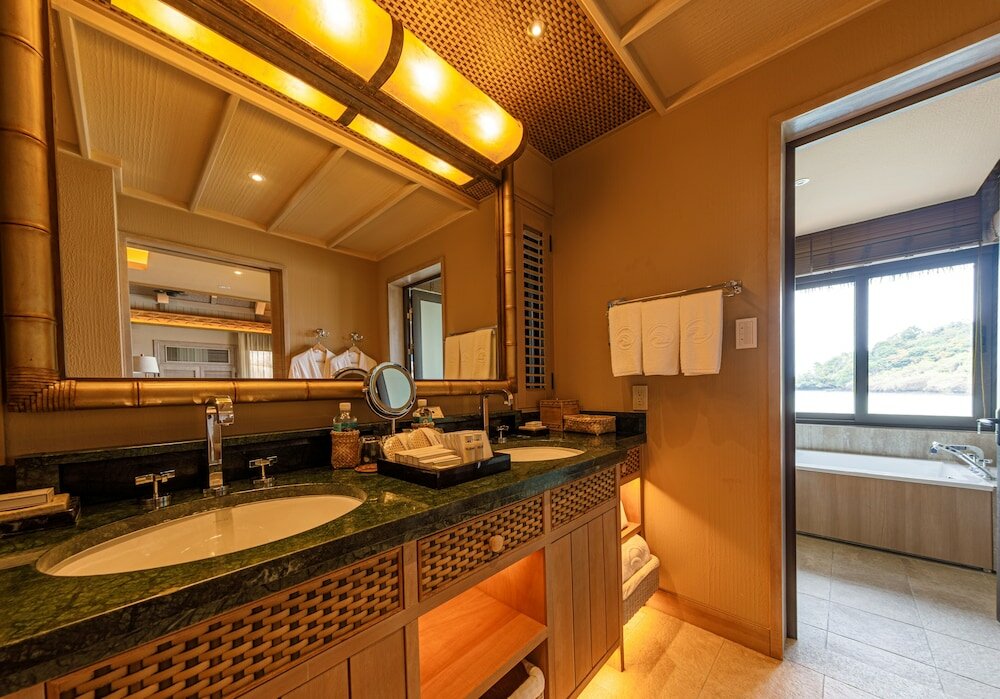 Фото The Pristine Villas and Bungalows at Palau Pacific Resort