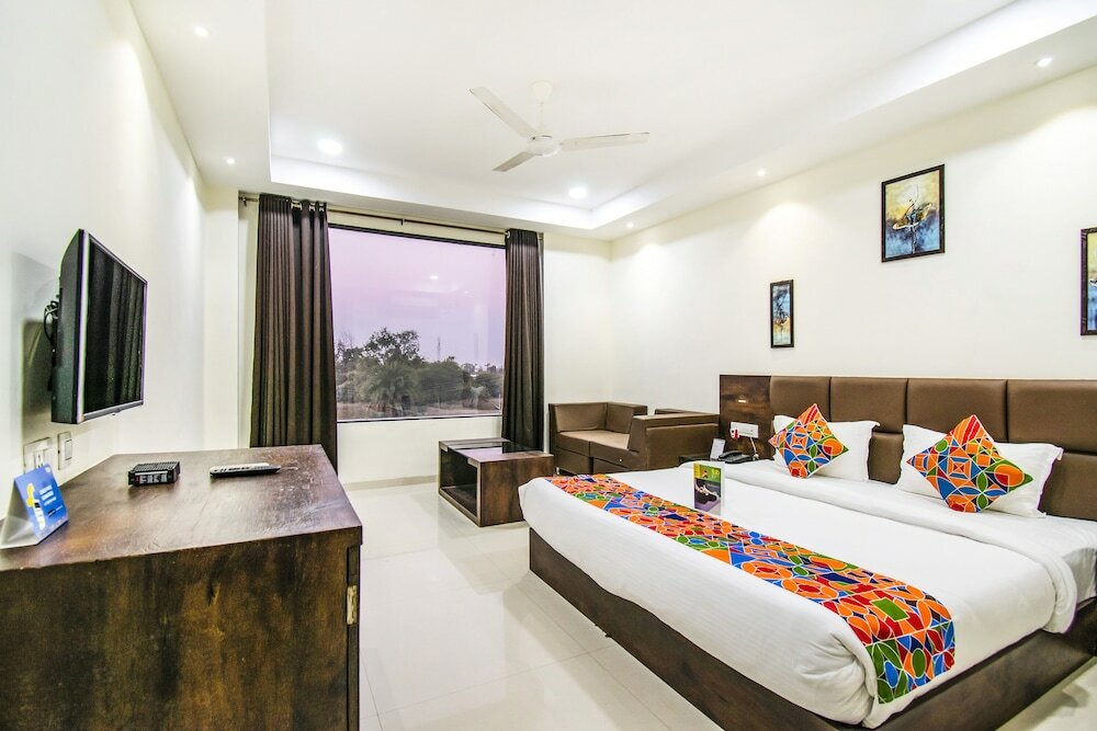 Фото FabHotel Amrit Greens