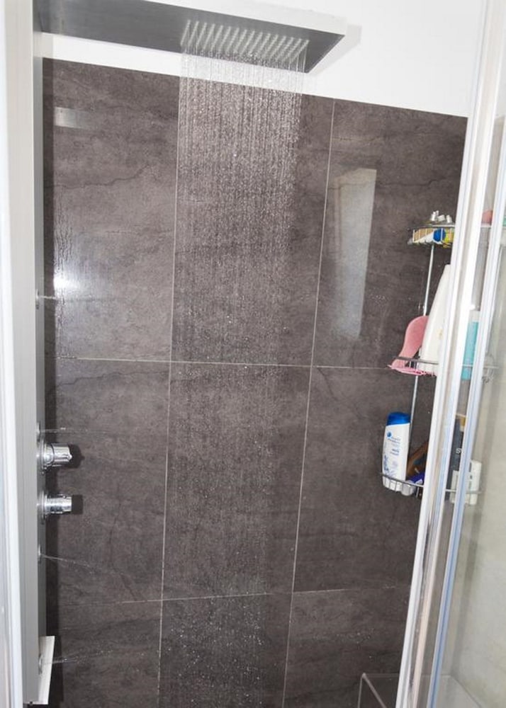 Фото Uno Apartments