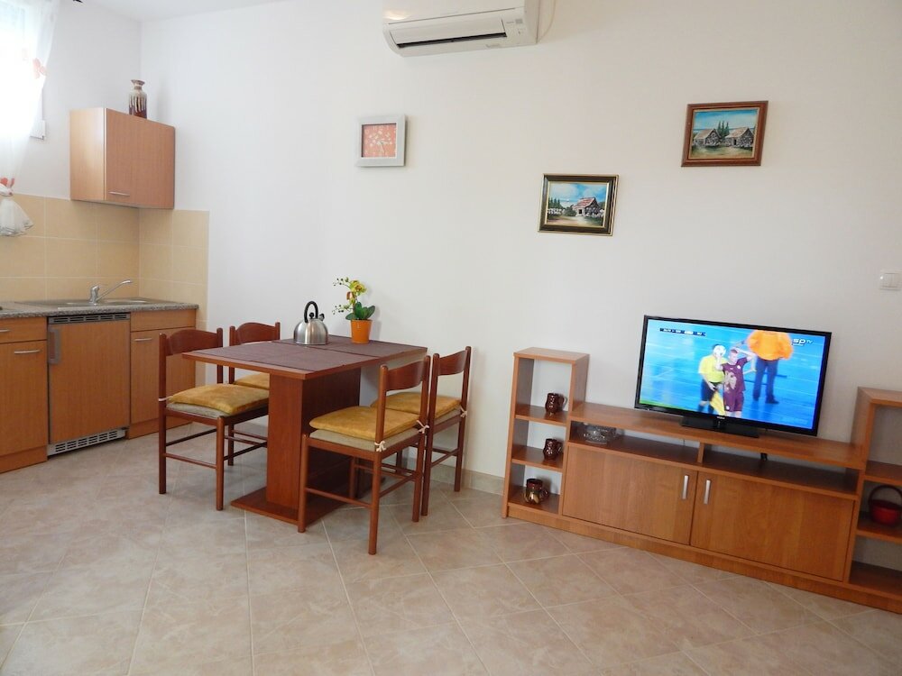 Фото Apartments Moni