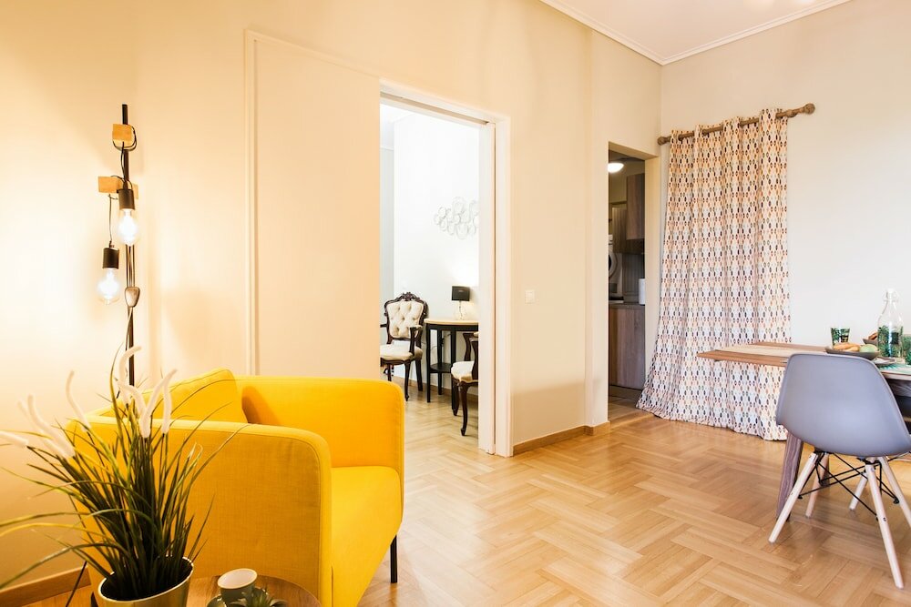 Фото High Class Huge Central Apartment