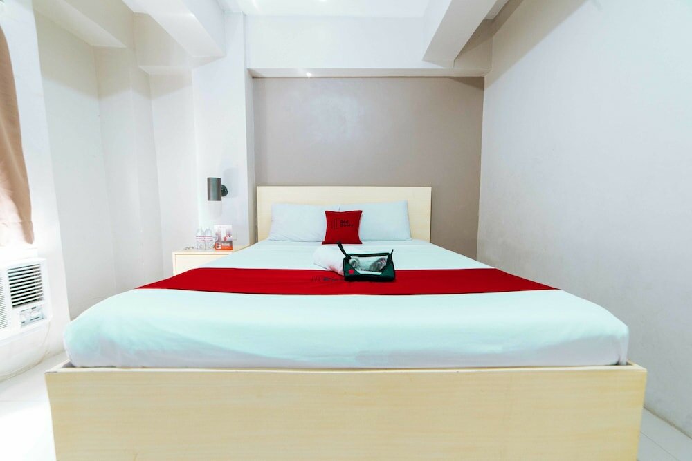 Фото RedDoorz @ Samat Mandaluyong