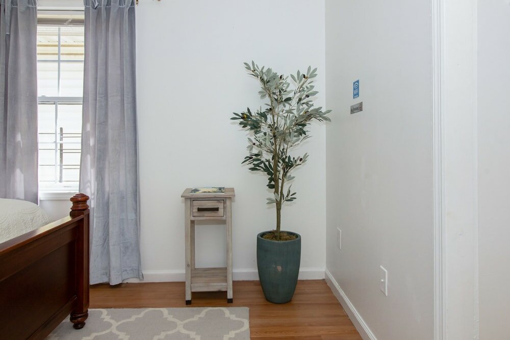 Фото Racpanos Modern Stay on Ocean Avenue