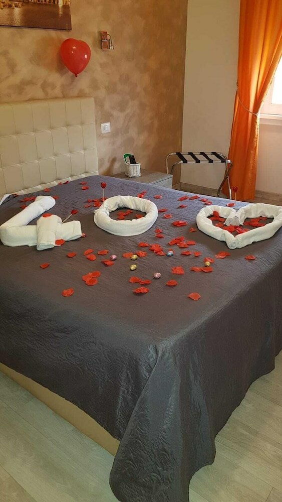 Фото Windows on Rome