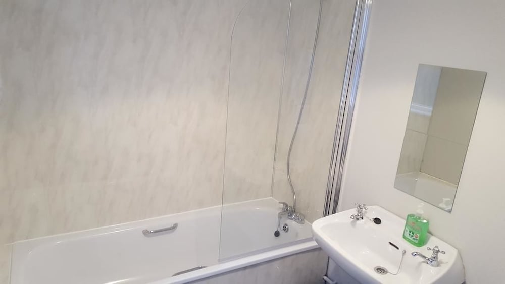 Фото Tennent Street Town House