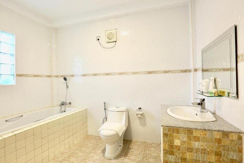 Фото K. C Residence