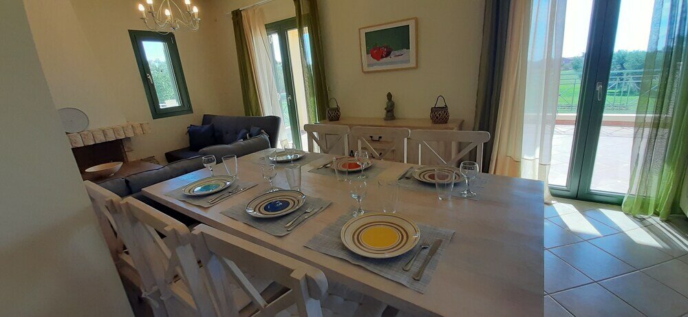 Фото Villa Elaionas 1