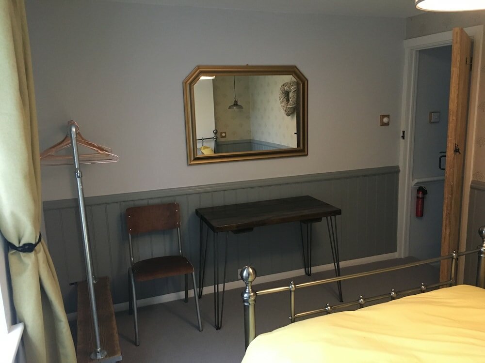 Фото Hurst Cottage