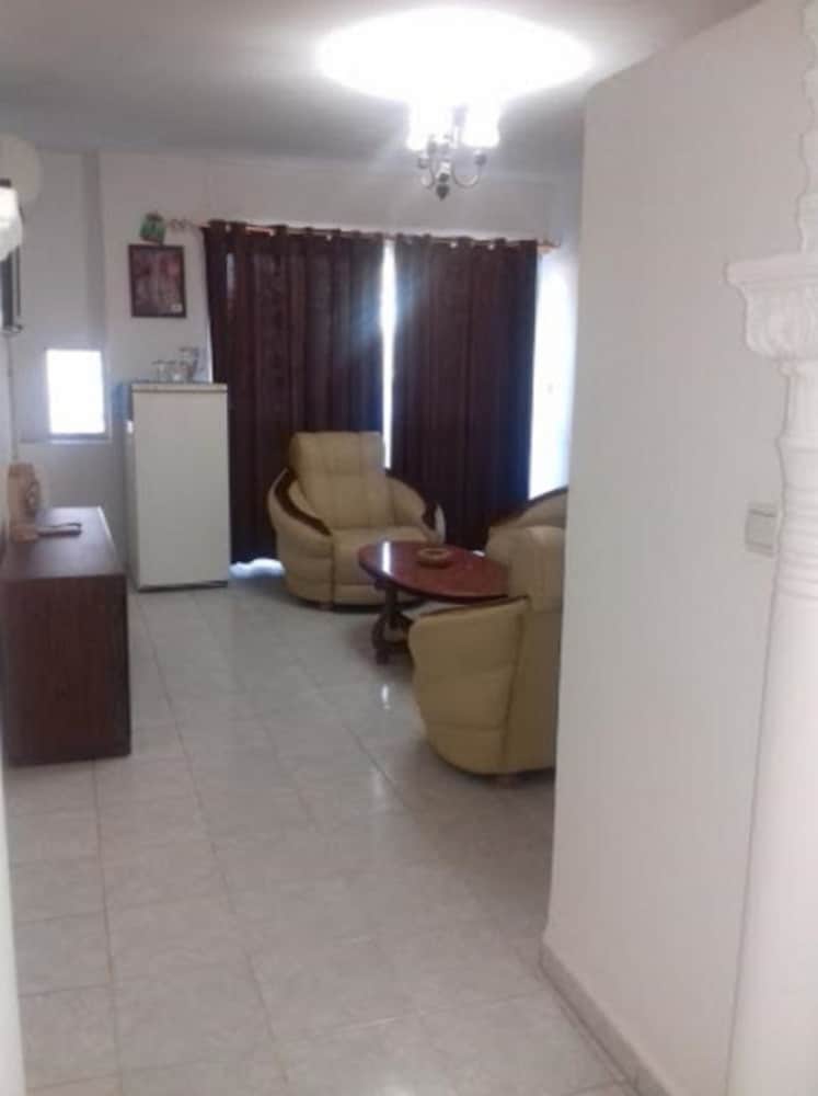 Фото Hotel Les Zibans