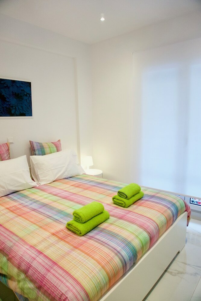 Фото Sophisticated Modern Apt in Athens