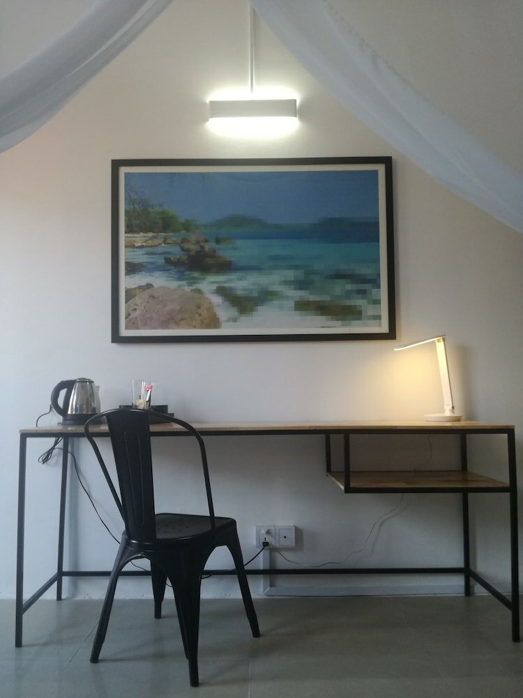 Фото The Place Hostel & Rooftop Bar