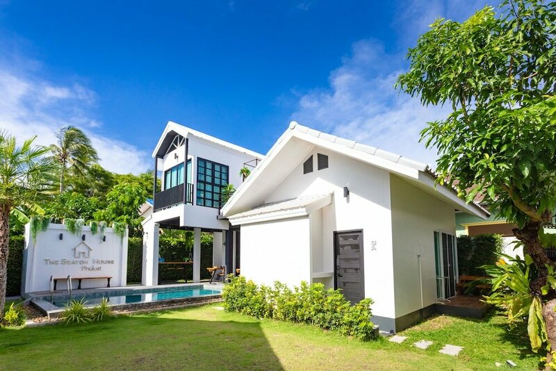 Гостиница The Seaton House Phuket