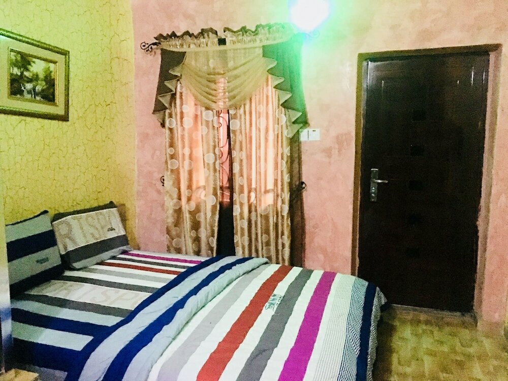 Фото Hunga. M. De Suites