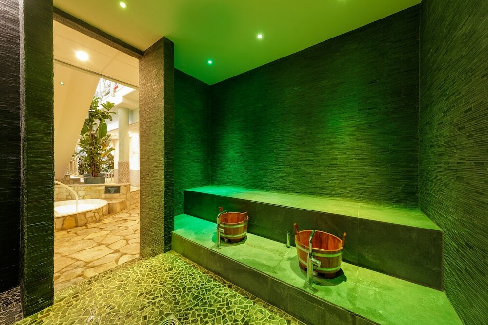 Фото Hotel Hochsauerland by Center Parcs