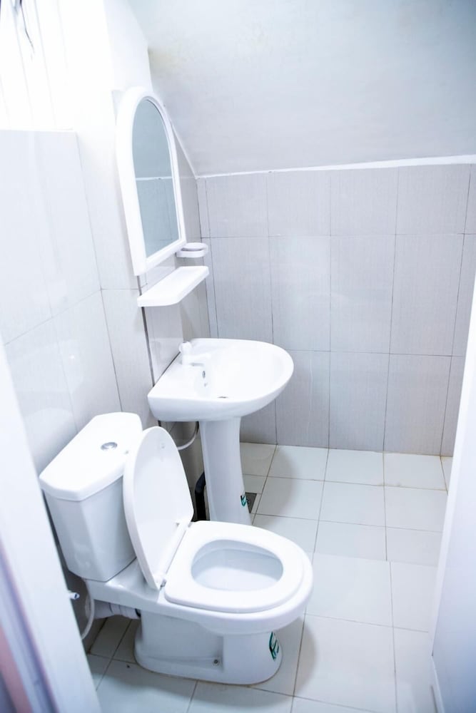 Фото Lake Corner Inn