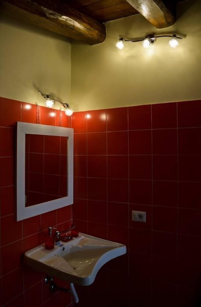 Фото Agriturismo Monte Cologna