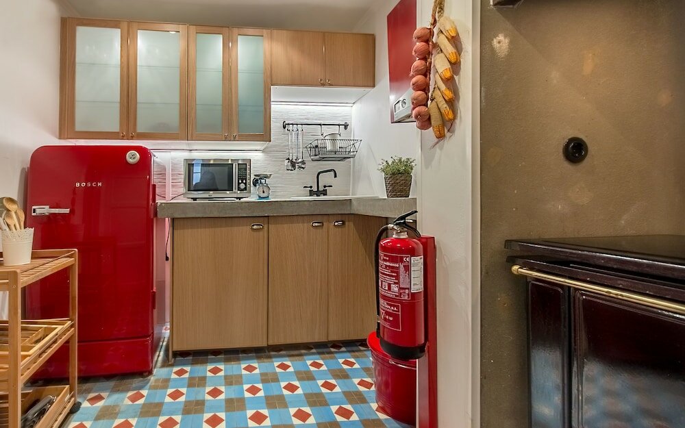 Фото Unique and Stylish Flat in Historic Lisbon