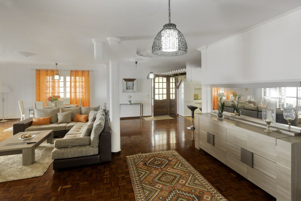 Фото Top Floor With three Balconies