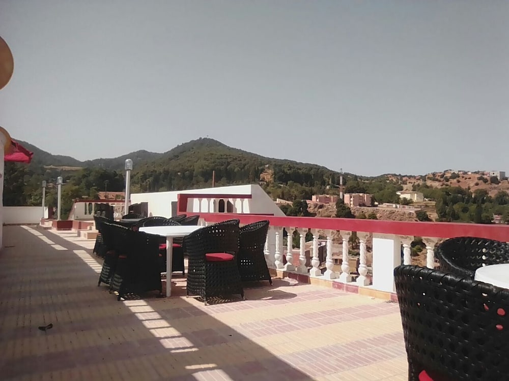 Фото Hotel Ain Leuh