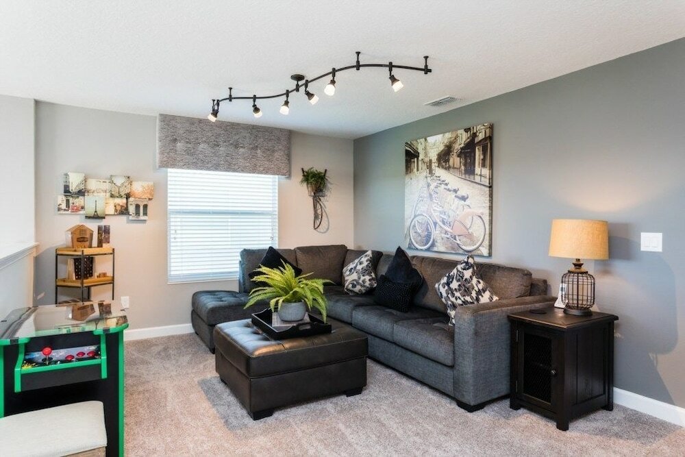 Фото 5br Pool Home in Storey Lake by Shv-4817