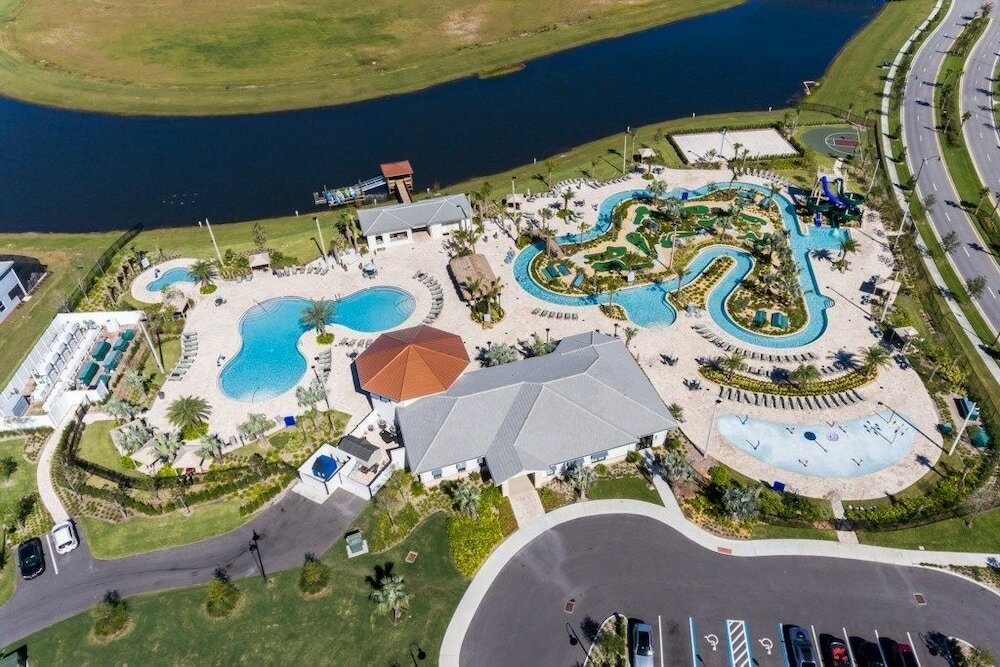 Фото 5br Pool Home in Storey Lake by Shv-4817