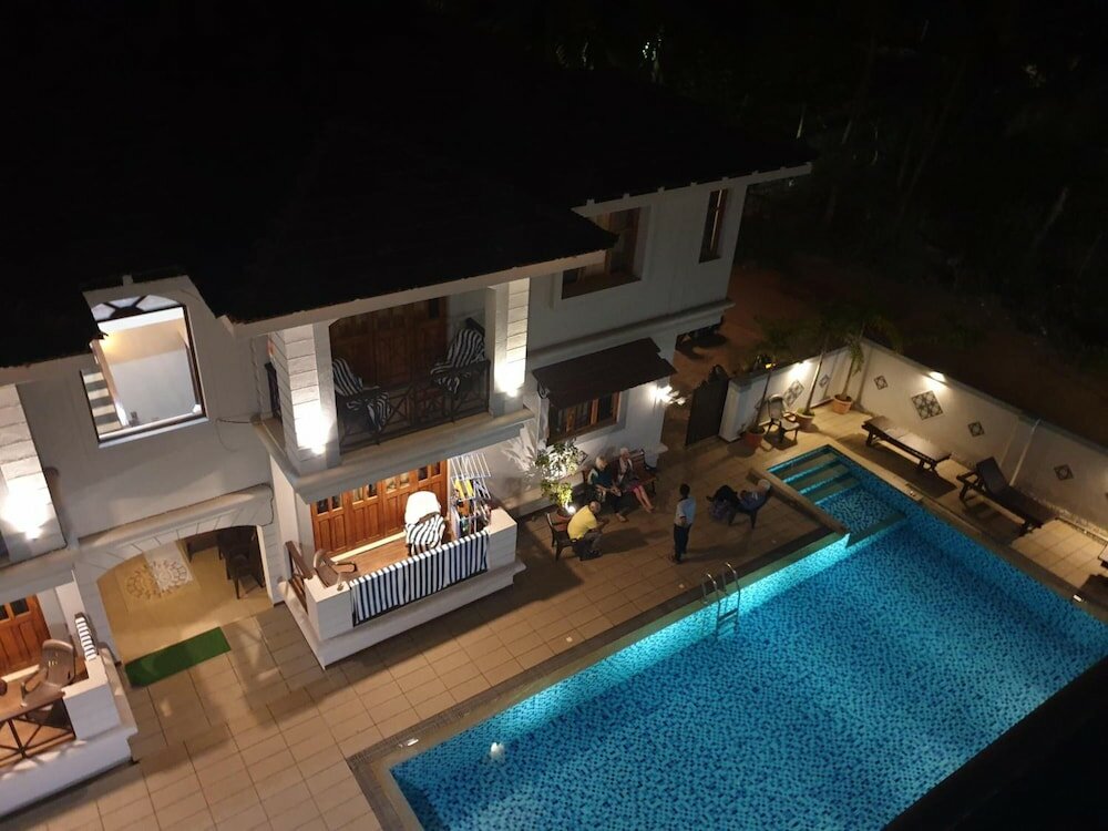 Фото Coastal Suites