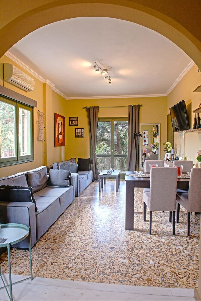 Фото Peris Beach Villa Galaxy near Athens Airport