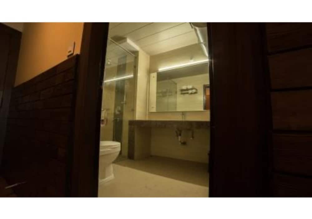 Фото Hotel Lhayul