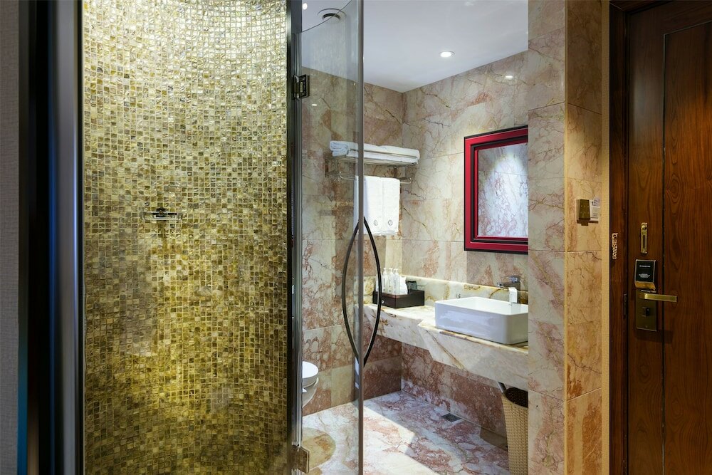 Фото Hangzhou Jinchen Yuqi Hotel