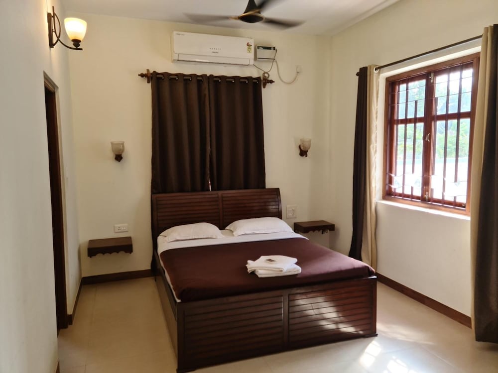 Фото Coastal Suites