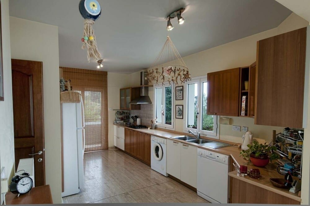 Фото Villa Hillcrest by Amy Villas